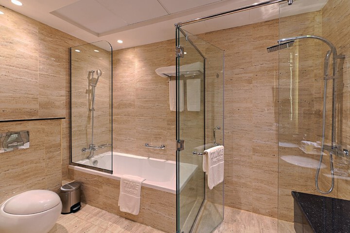 Room 30 of 47