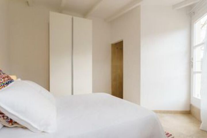 Room 5 of 23
