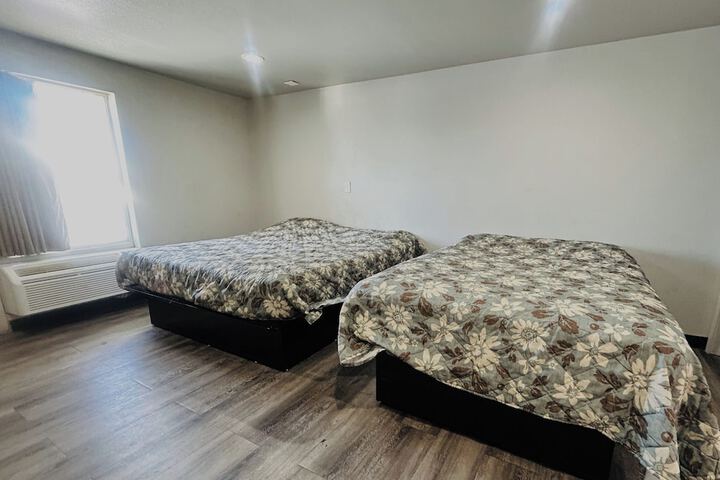 Room 18 of 29