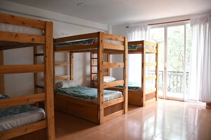 Room 12 of 53
