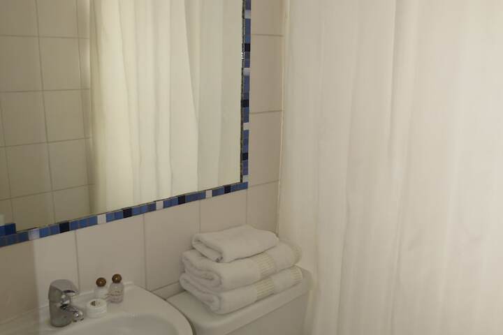 Room 21 of 26