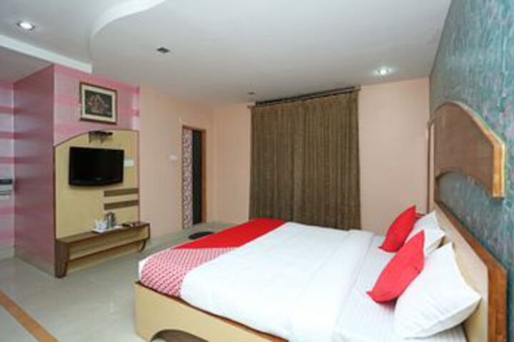 Room 14 of 30