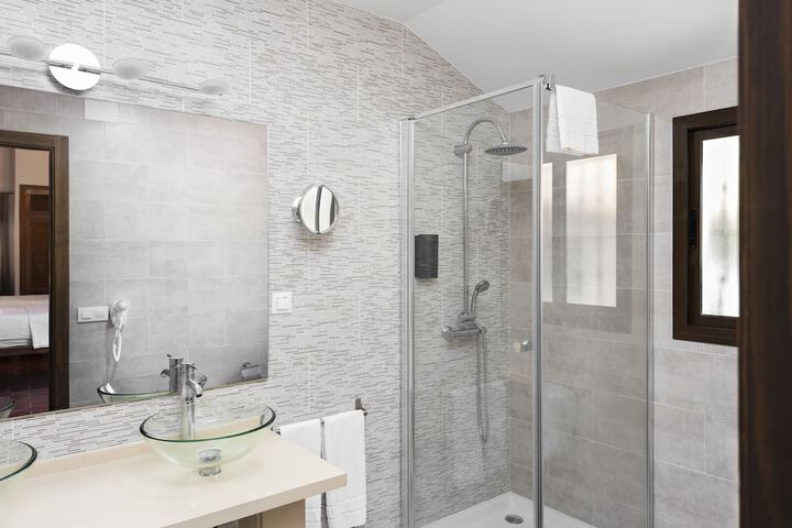 Bath Interior