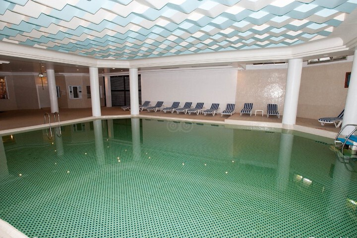 Pool Hotel