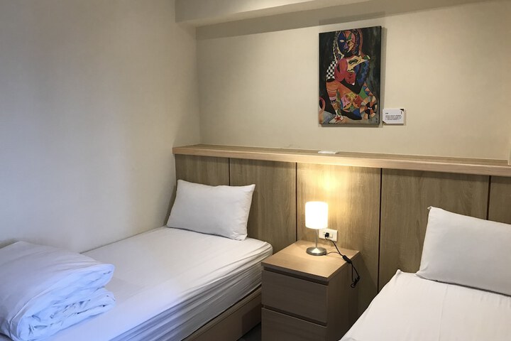 Room 13 of 51