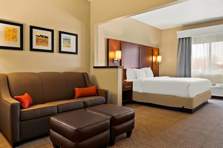 Room 21 of 38