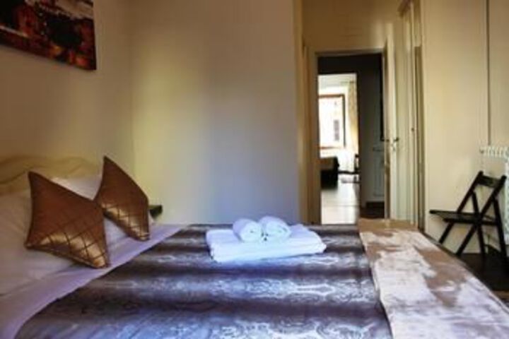 Room 27 of 36