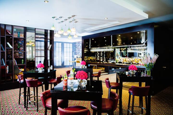 Guest Lobby