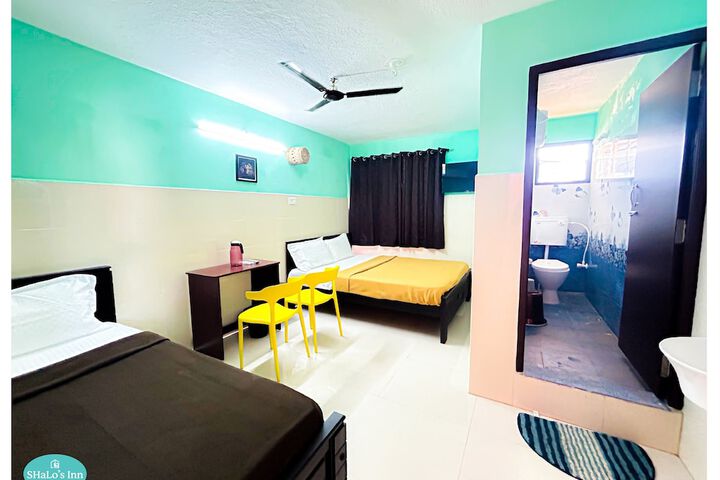 Room 3 of 8