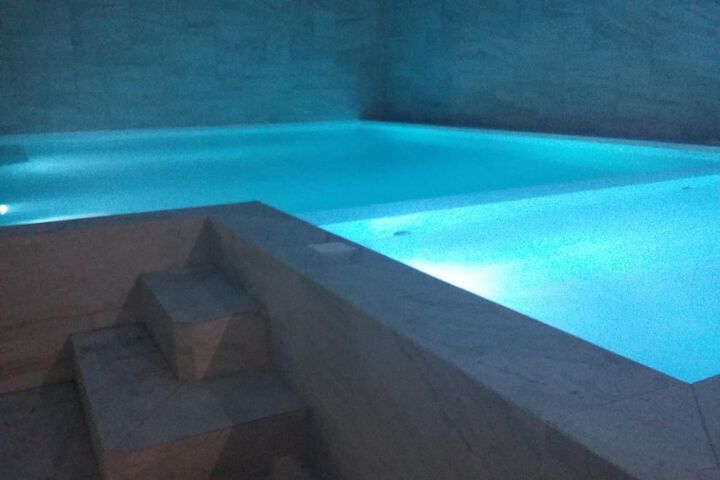 Pool 35 of 58