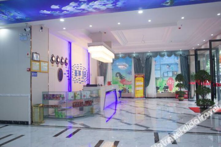 Hotel Interior 6 of 21