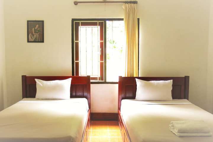 Room 15 of 44