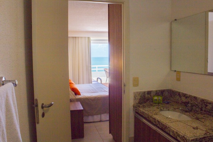 Room 28 of 44