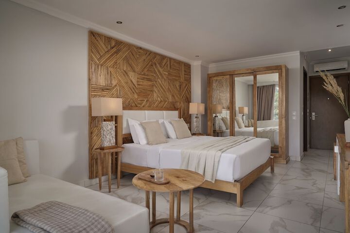 Room 10 of 67