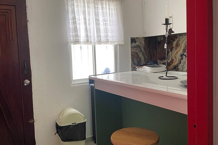 Room 17 of 132