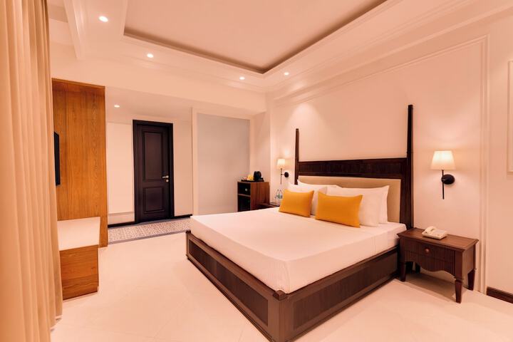 Room 14 of 49