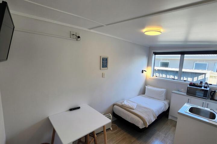 Room 13 of 71