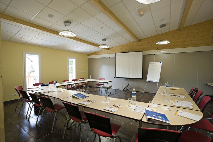 Meeting 70 of 76