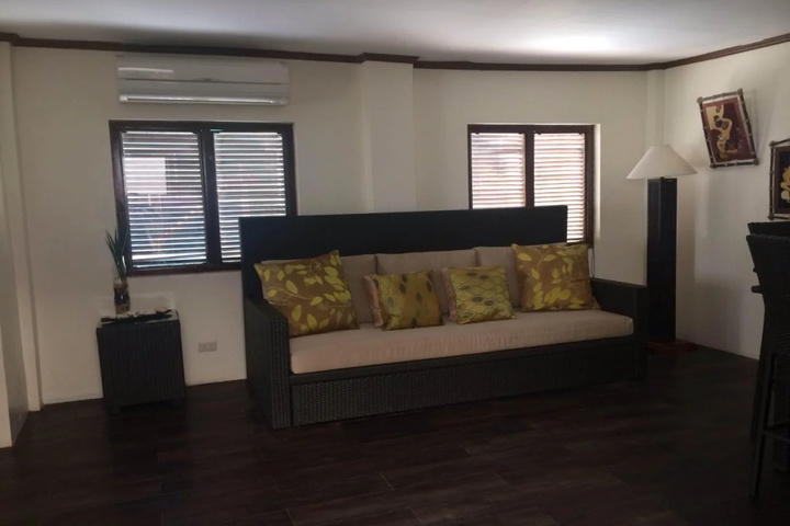 Room 2 of 12