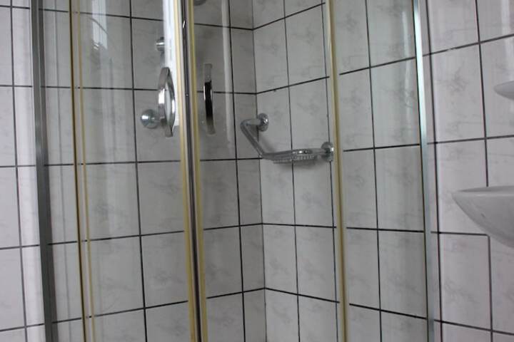 Room 44 of 79