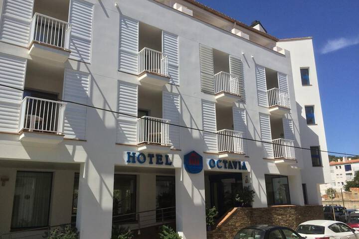 Hotel 45 of 50