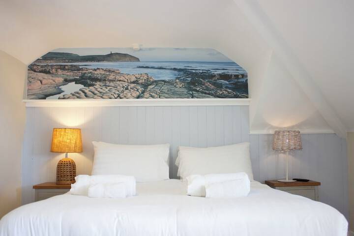 Room 9 of 55
