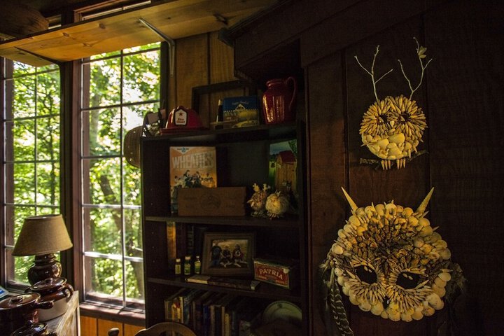 Gift Shop 96 of 137