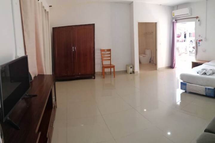 Room 19 of 97