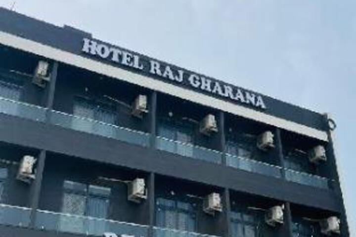 Hotel Rajgharana