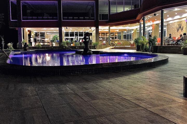 IRIS HOTEL