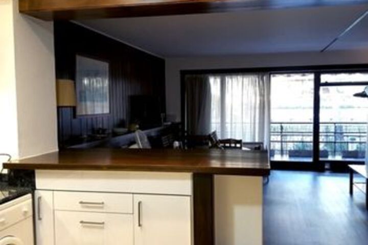 Room 21 of 37