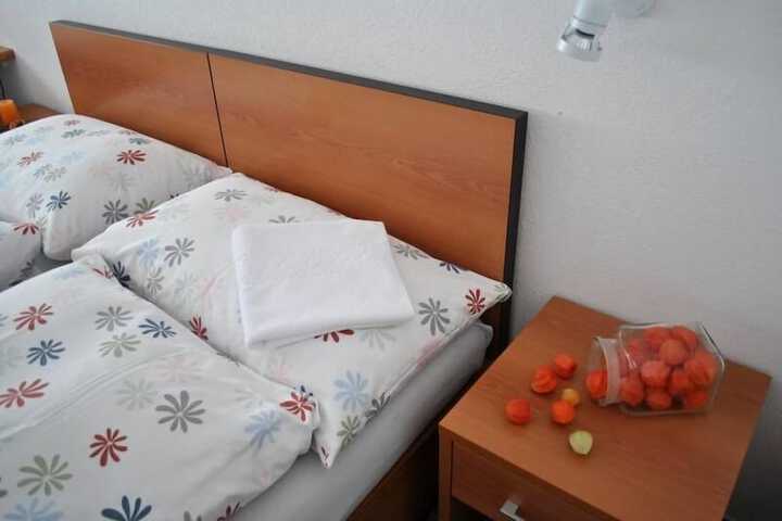 Room 2 of 26