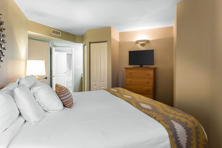 Room 15 of 47