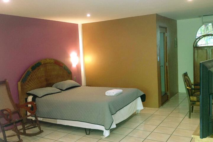 Room 3 of 21