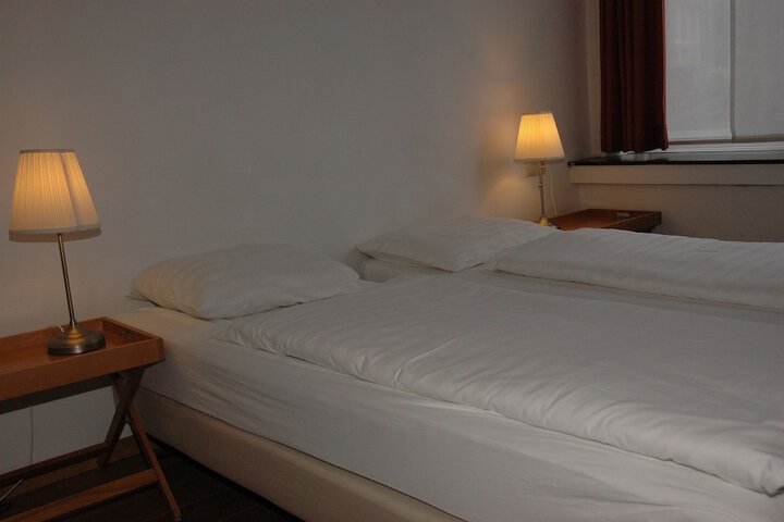Room 11 of 70