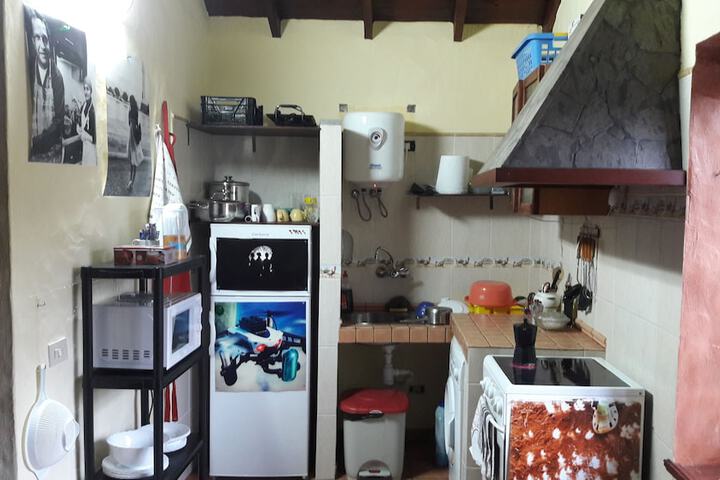 Room 6 of 14