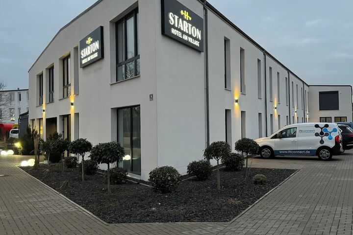 Exterior of Hotel Starton am Ingolstadt Village