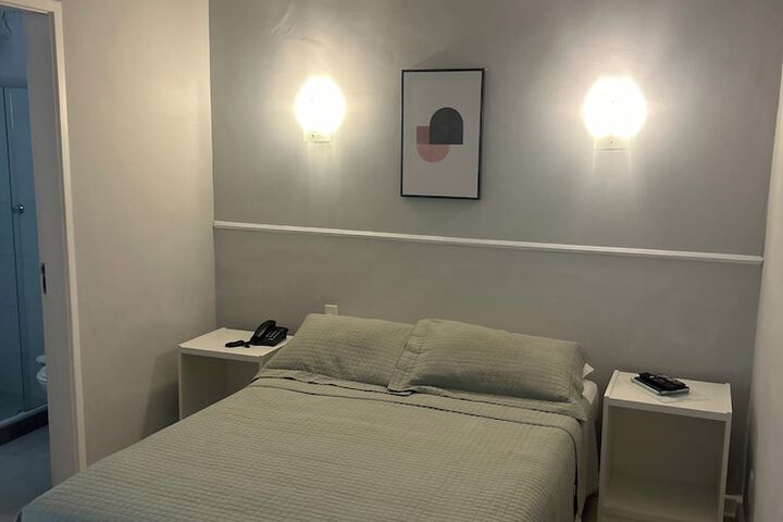 Room 37 of 68