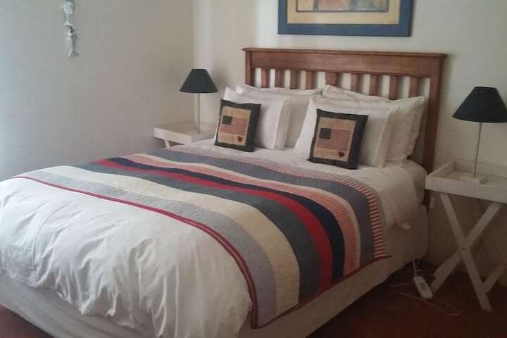 Room 2 of 4