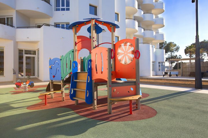 Children's play area - outdoor