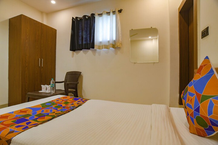 Room 35 of 47