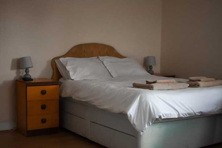 Room 7 of 26