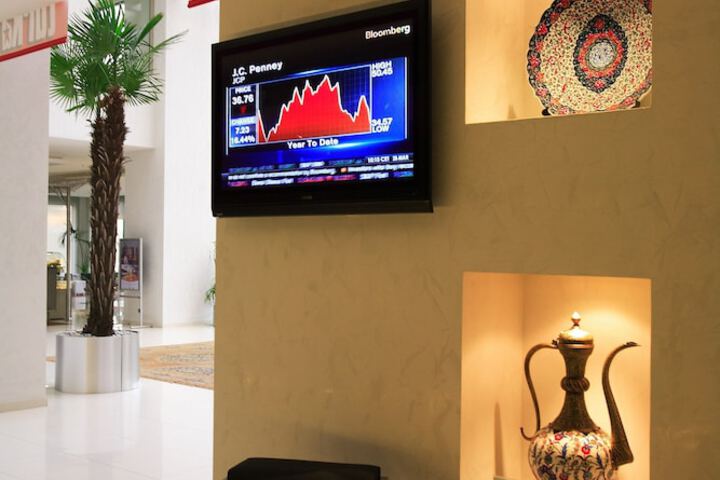 Guest Lobby