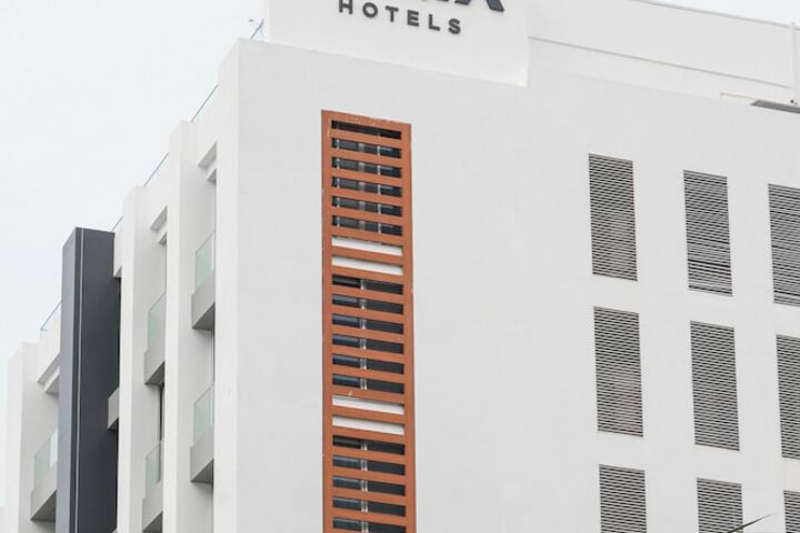 Hotel 42 of 43