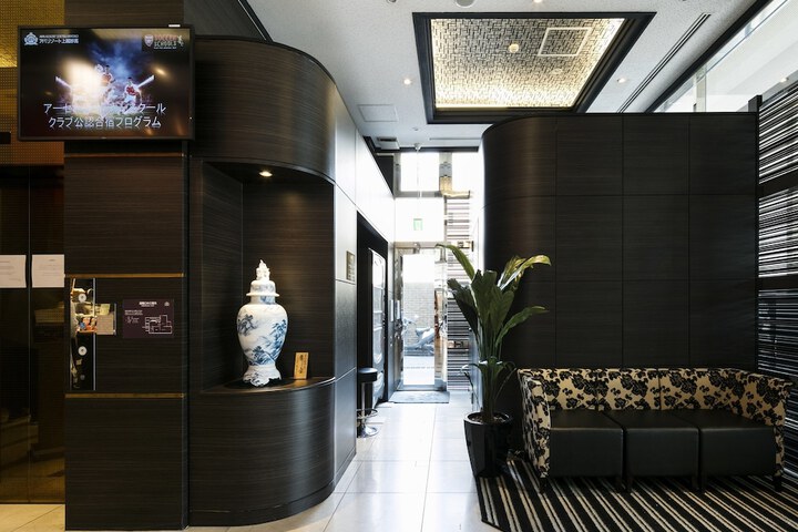 Hotel Interior 4 of 33