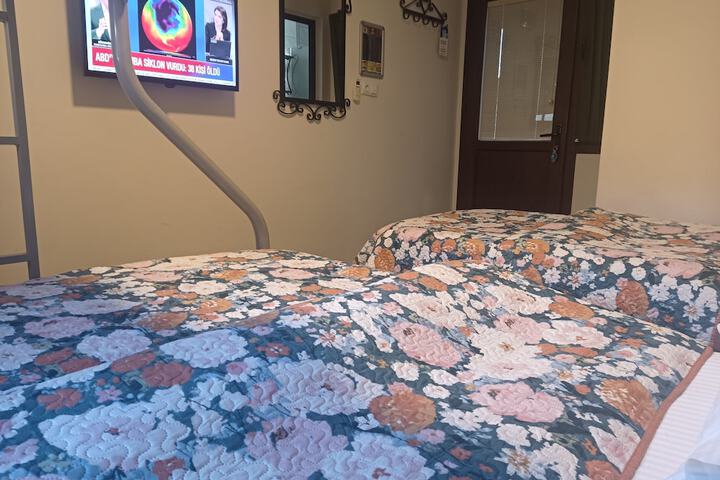 Room 37 of 125