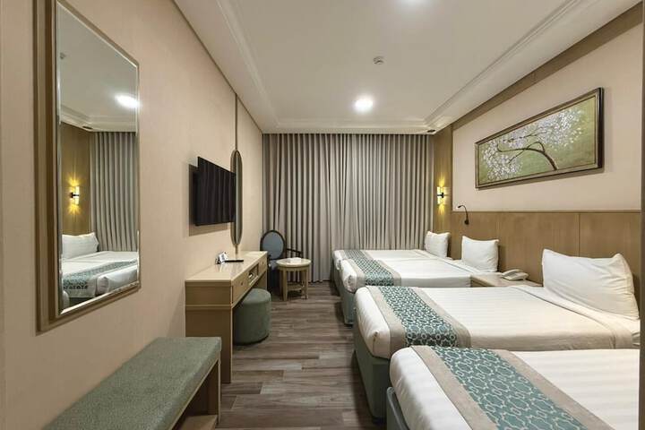 Room 41 of 181