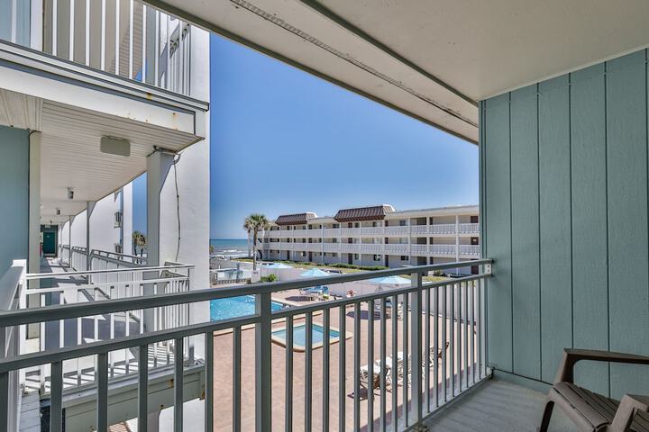 Beach/ocean view