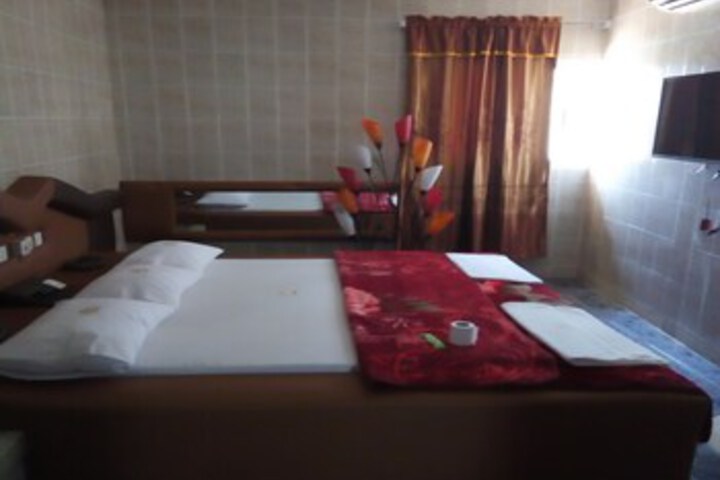 Room 15 of 21