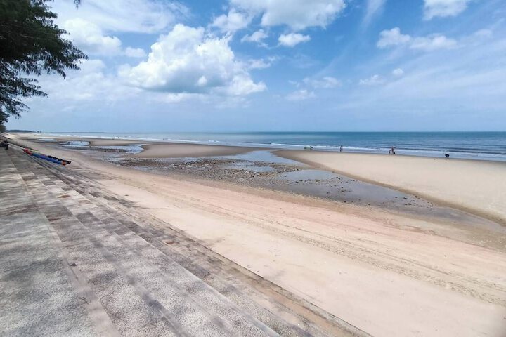 Beach 47 of 58